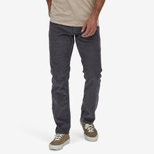 Load image into Gallery viewer, Patagonia Men's Corduroy Pants