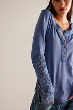 Load image into Gallery viewer, Free People Our Song Henley Cuff