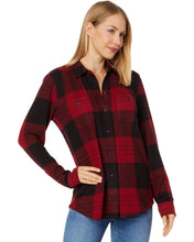 Load image into Gallery viewer, Faherty Women&#39;s Legend Sweater Shirt