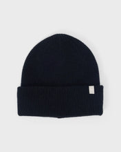 Load image into Gallery viewer, Vuori Alpine Waffle Beanie 2.0