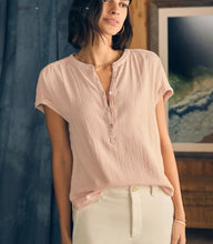 Load image into Gallery viewer, Faherty Dream Cotton Gauze Top