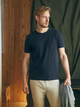 Load image into Gallery viewer, Faherty Men&#39;s Sunwashed Pocket Tee 24