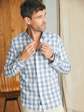 Load image into Gallery viewer, Faherty Men&#39;s Movement Sport Shirt 24