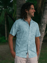 Load image into Gallery viewer, Faherty Men&#39;s SS Breeze Shirt