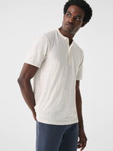 Load image into Gallery viewer, Faherty Men&#39;s Tradewinds Henley