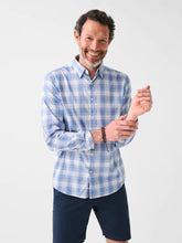 Load image into Gallery viewer, Faherty Men&#39;s Movement Shirt