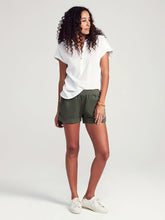 Load image into Gallery viewer, Faherty Women&#39;s Arlie Day Short